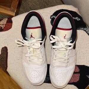 Nike Men's White and Red Sneakers